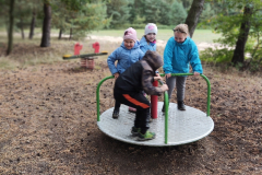 Wycieczka do lasu klas 1 i 2