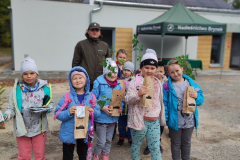 Wycieczka do lasu klas 1 i 2